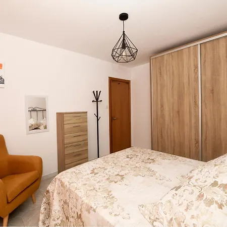 아파트 O Cruceiro 포브라 도 카라미냘